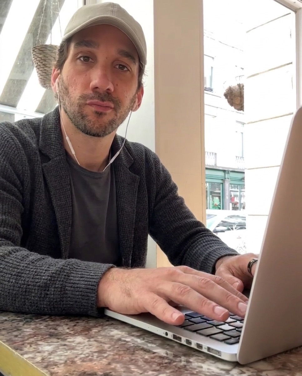Ismaël, en pause café